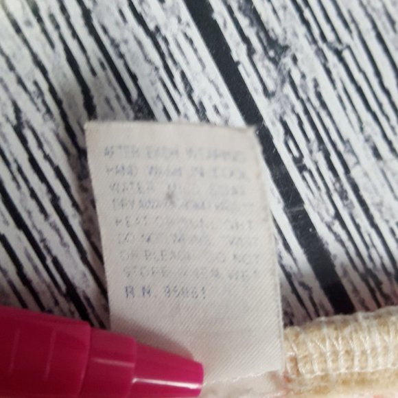 Women's Swimsuit One Piece Checked or Polka Dot size Large Made in Israel - Picture 9 of 10